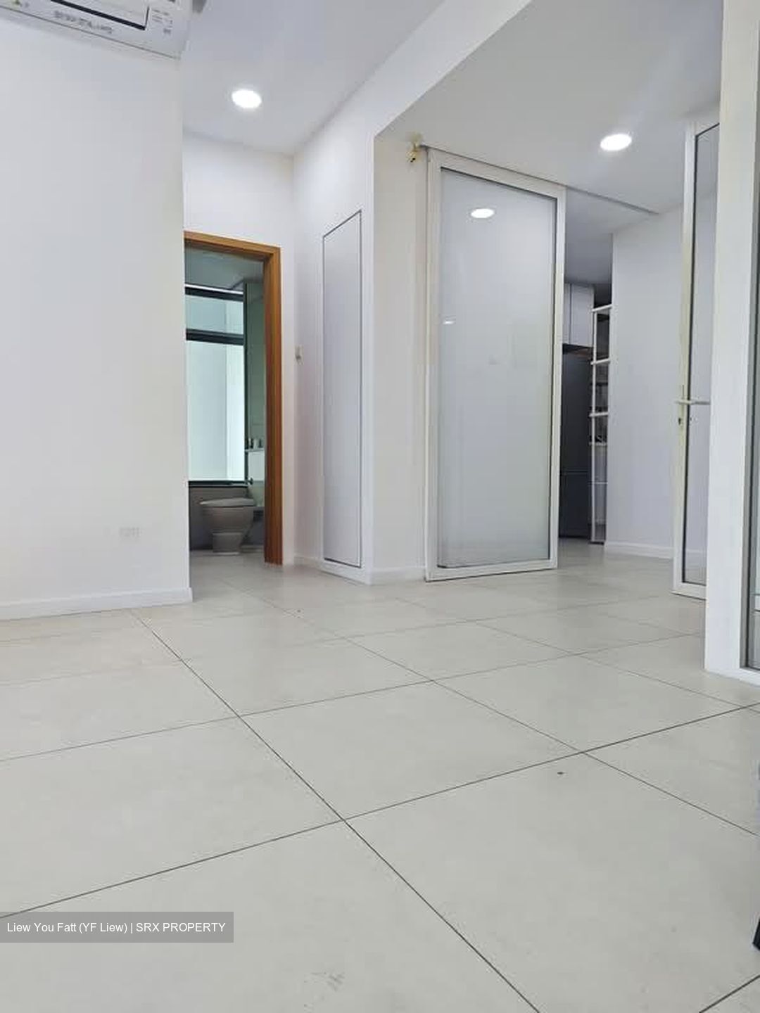 Pavilion 11 (D11), Condominium #592725061